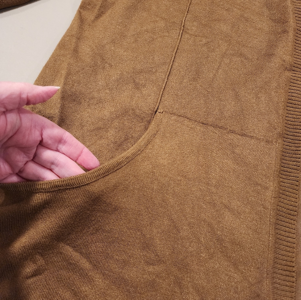 Goldish In Color Cardigan - Picture 3 of 5